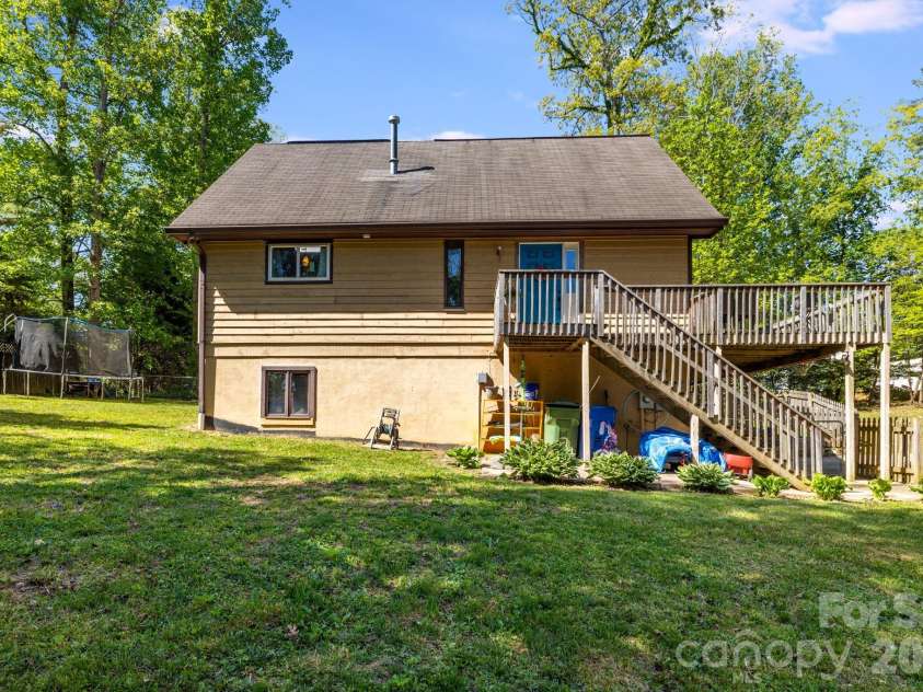 823 Fanning Bridge Road, Fletcher, NC 28732.  MLS# CAR4376125, YatesRealty ID 17443. 