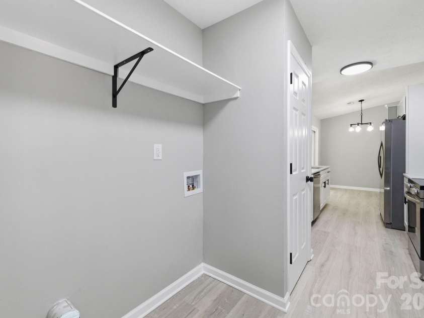 24 Sagefield Drive, Candler, NC 28715.  MLS# CAR4376875, YatesRealty ID 17444. 