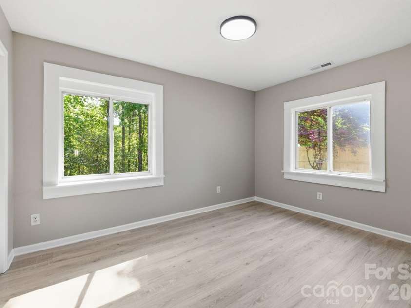 24 Sagefield Drive, Candler, NC 28715.  MLS# CAR4376875, YatesRealty ID 17444. 