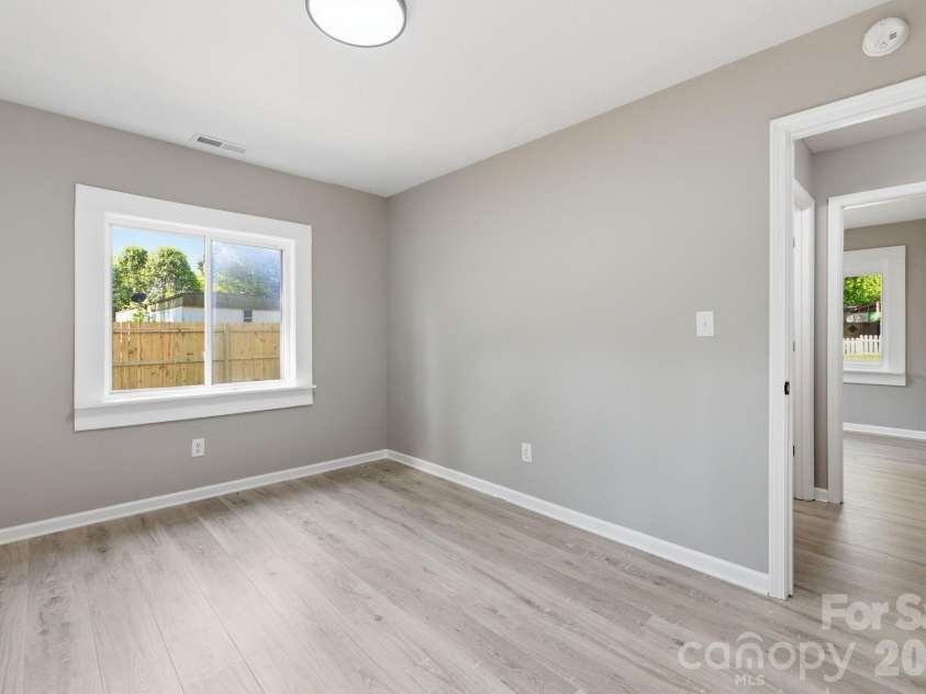 24 Sagefield Drive, Candler, NC 28715.  MLS# CAR4376875, YatesRealty ID 17444. 