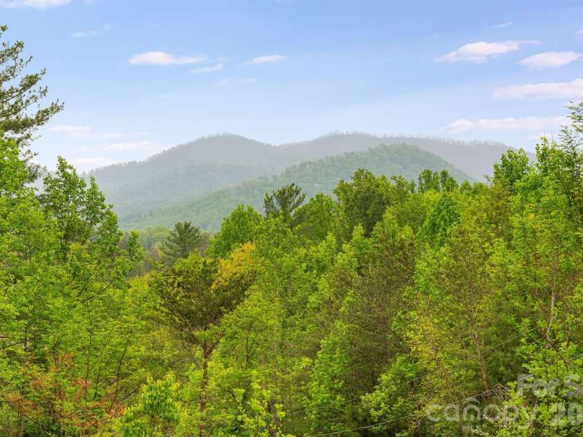 90 High Point Road, Weaverville, NC 28787.  MLS# CAR4376876, YatesRealty ID 17445. 