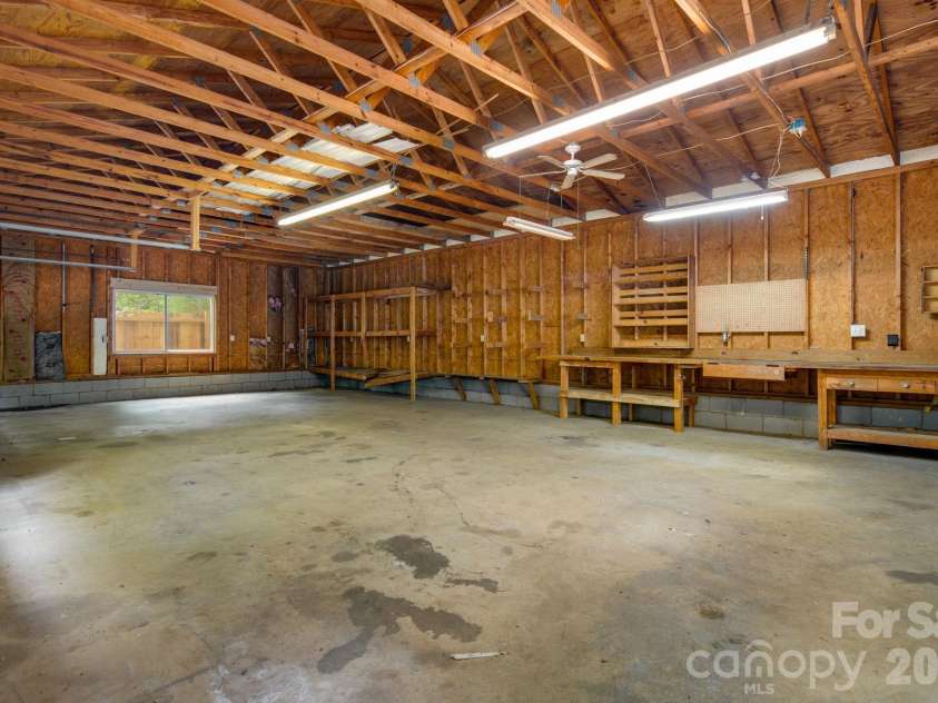 90 High Point Road, Weaverville, NC 28787.  MLS# CAR4376876, YatesRealty ID 17445. 