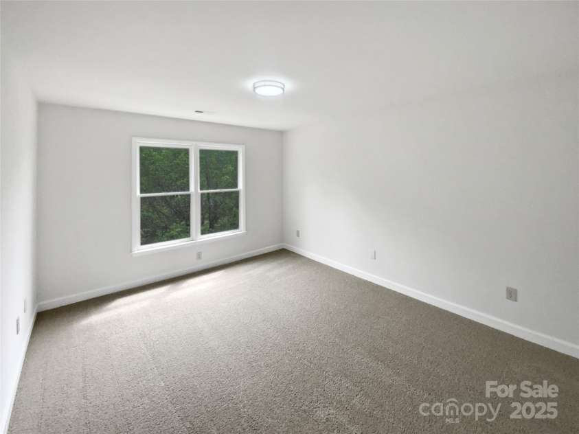 1121 Setter Lane, Concord, NC 28025.  MLS# CAR4247711, YatesRealty ID 17446. 