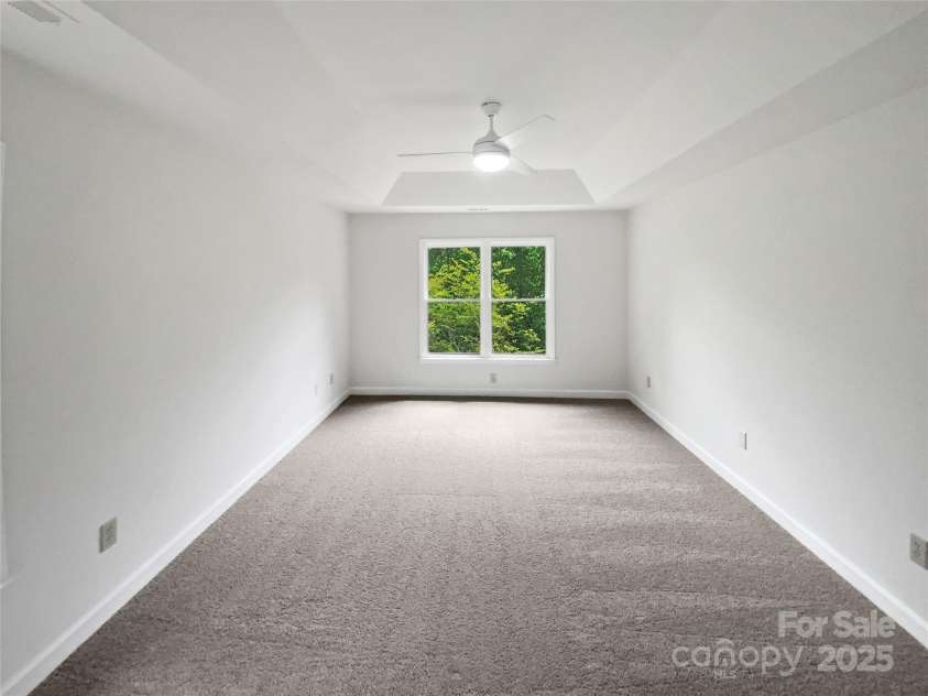 1121 Setter Lane, Concord, NC 28025.  MLS# CAR4247711, YatesRealty ID 17446. 