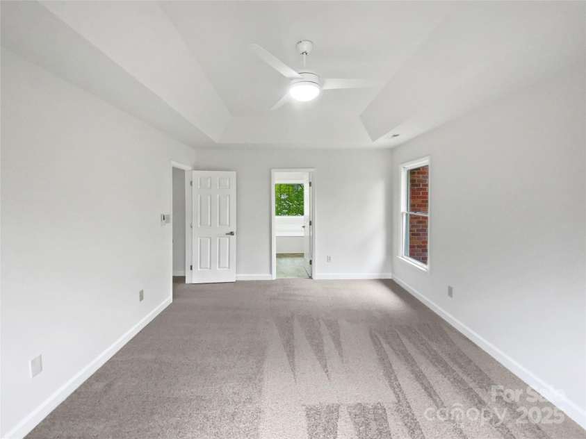 1121 Setter Lane, Concord, NC 28025.  MLS# CAR4247711, YatesRealty ID 17446. 