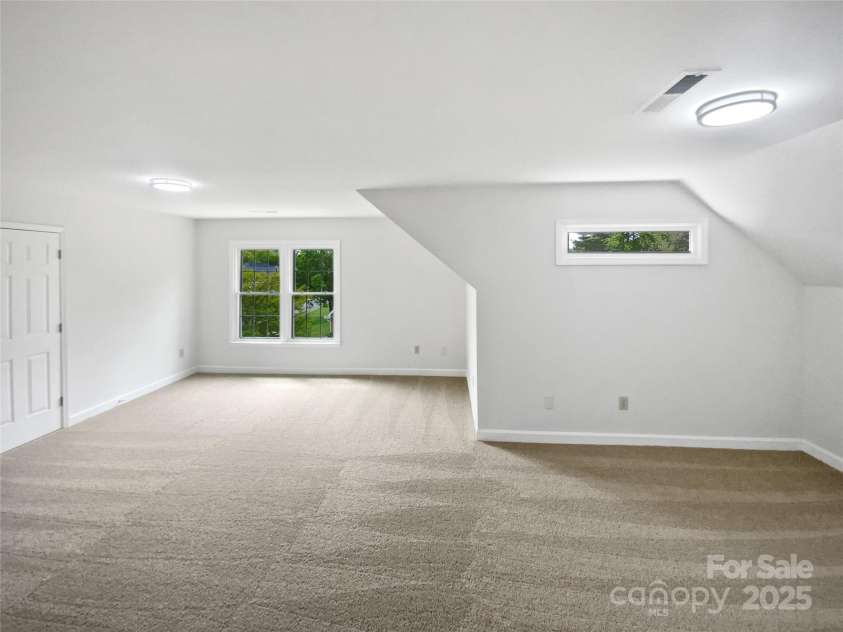 1121 Setter Lane, Concord, NC 28025.  MLS# CAR4247711, YatesRealty ID 17446. 
