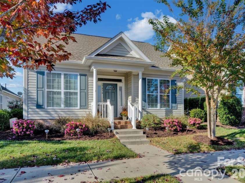 17836 Coulter Parkway, Cornelius, NC 28031.  MLS# CAR4376050, YatesRealty ID 17446. 