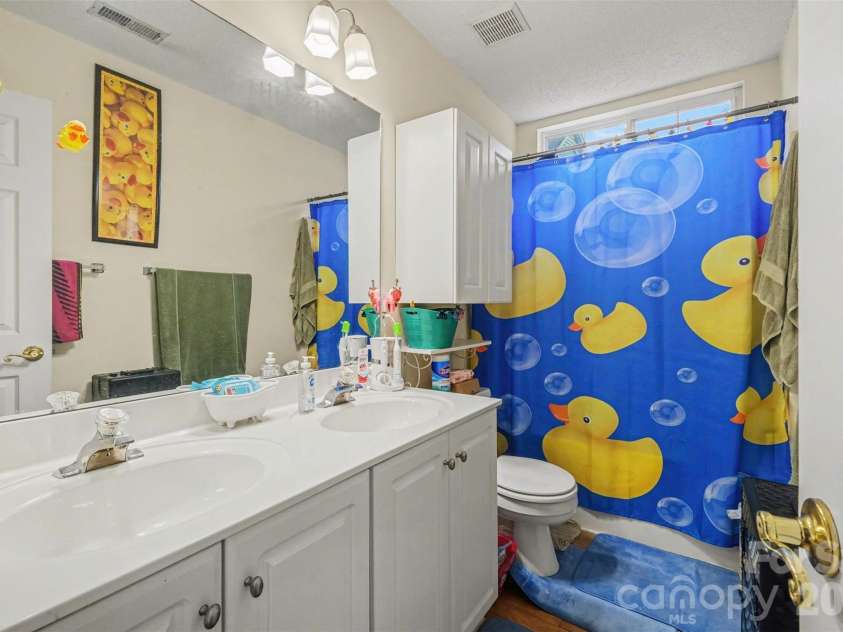 12310 Panthersville Drive, Charlotte, NC 28269.  MLS# CAR4375642, YatesRealty ID 17447. 