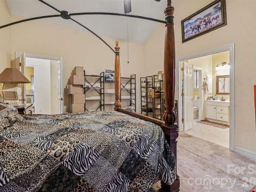 12310 Panthersville Drive, Charlotte, NC 28269.  MLS# CAR4375642, YatesRealty ID 17447. 