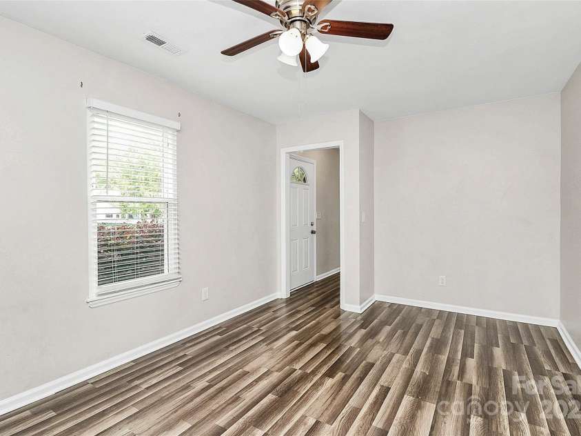 10945 Wiltshire Lane, Charlotte, NC 28262.  MLS# CAR4261143, YatesRealty ID 17448. 