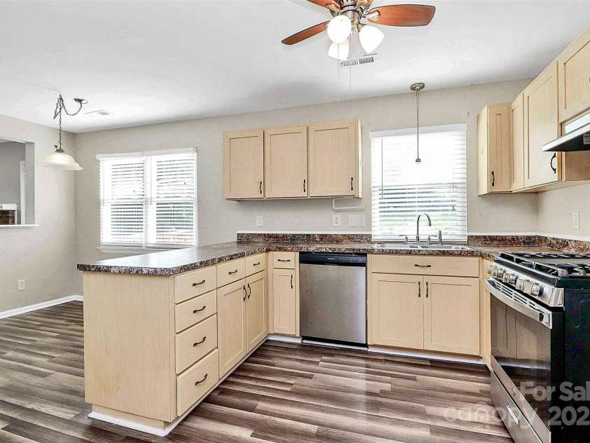 10945 Wiltshire Lane, Charlotte, NC 28262.  MLS# CAR4261143, YatesRealty ID 17448. 