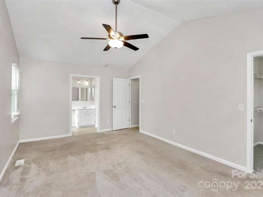 10945 Wiltshire Lane, Charlotte, NC 28262.  MLS# CAR4261143, YatesRealty ID 17448. 