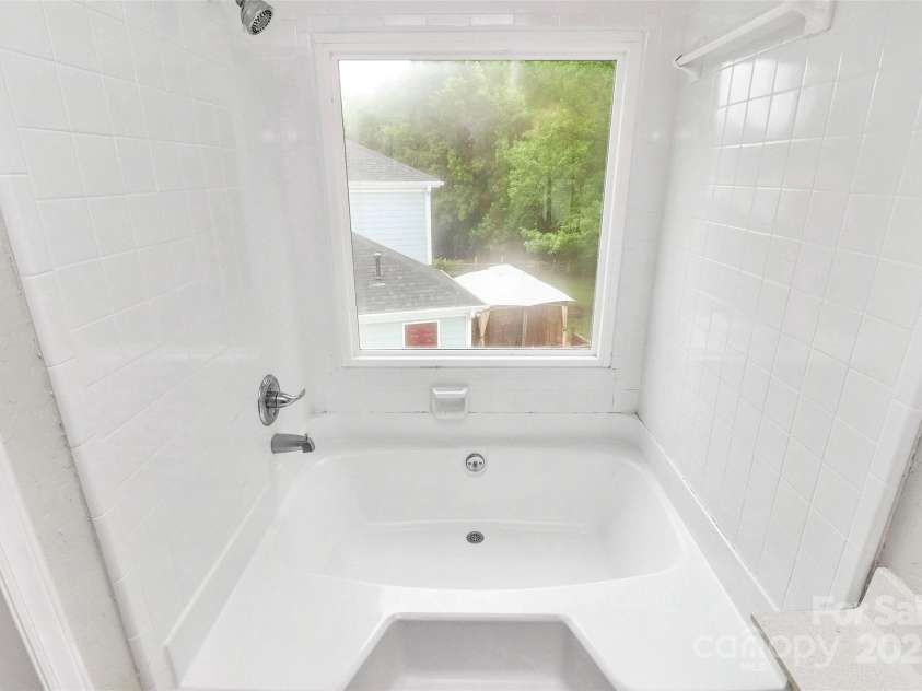 10945 Wiltshire Lane, Charlotte, NC 28262.  MLS# CAR4261143, YatesRealty ID 17448. 