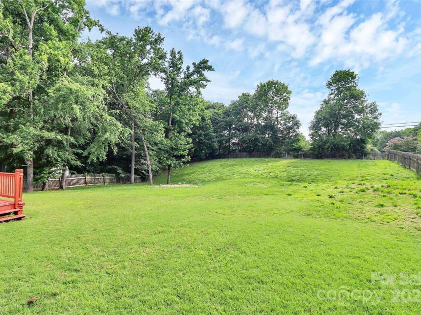 10945 Wiltshire Lane, Charlotte, NC 28262.  MLS# CAR4261143, YatesRealty ID 17448. 