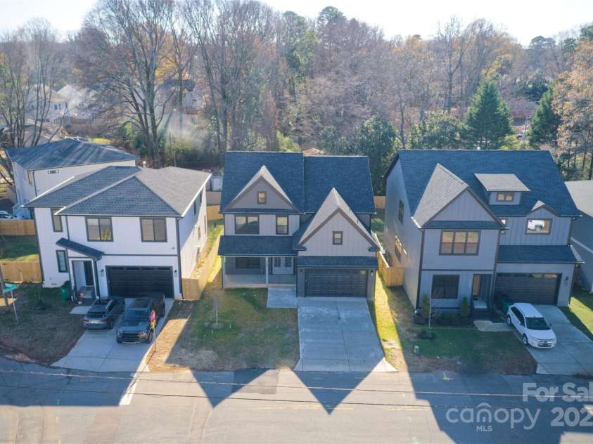 3905 Plainview Road, Charlotte, NC 28208.  MLS# CAR4331843, YatesRealty ID 1745. 