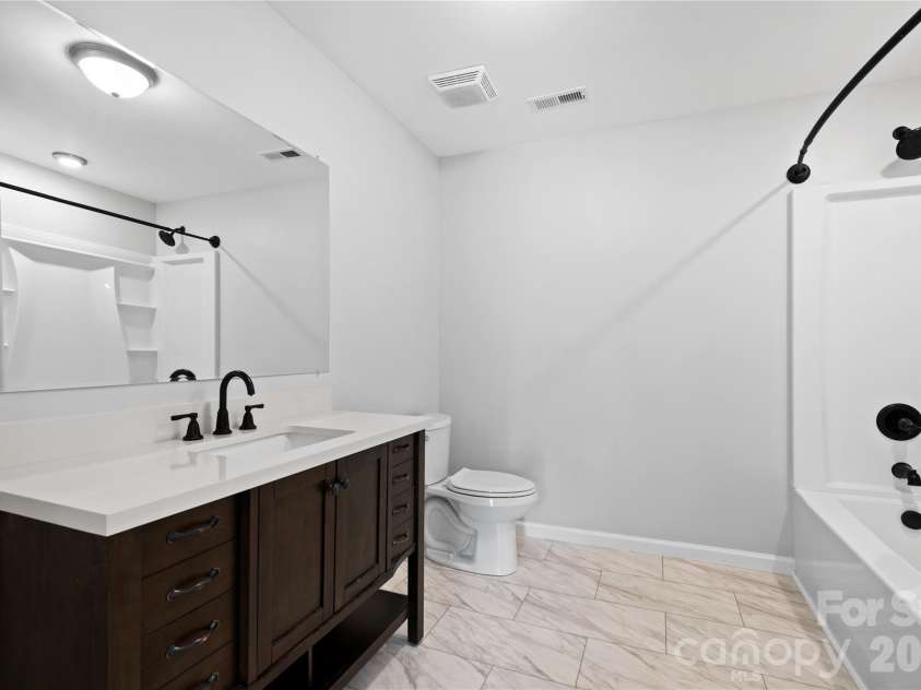648 Scotts Creek Road, Statesville, NC 28625.  MLS# CAR4377080, YatesRealty ID 17452. Another Full bath