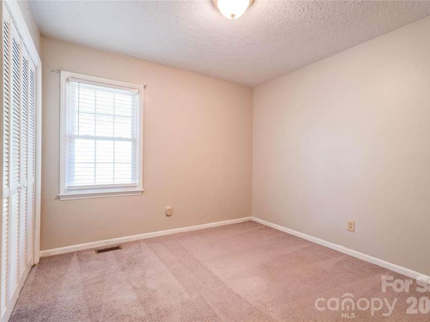 111 Harbor Point Drive, Cherryville, NC 28021.  MLS# CAR4377060, YatesRealty ID 17453. Bedroom 3