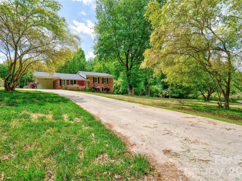 111 Harbor Point Drive, Cherryville, NC 28021.  MLS# CAR4377060, YatesRealty ID 17453. Front Left