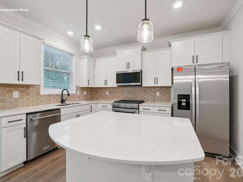 7317 Butternut Oak Terrace, Huntersville, NC 28078.  MLS# CAR4377119, YatesRealty ID 17455. 