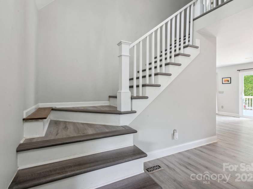 4516 Kiser Island Road, Terrell, NC 28682.  MLS# CAR4256352, YatesRealty ID 17457. 