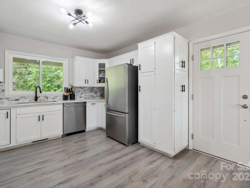 4516 Kiser Island Road, Terrell, NC 28682.  MLS# CAR4256352, YatesRealty ID 17457. 