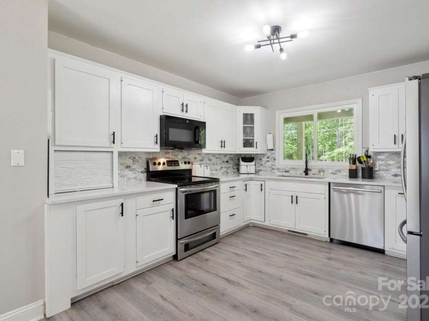 4516 Kiser Island Road, Terrell, NC 28682.  MLS# CAR4256352, YatesRealty ID 17457. 