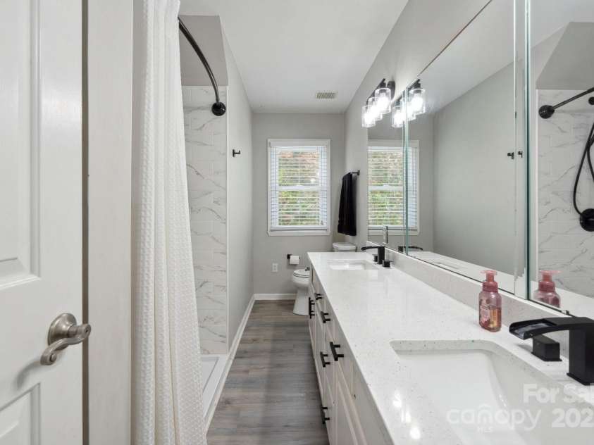 4516 Kiser Island Road, Terrell, NC 28682.  MLS# CAR4256352, YatesRealty ID 17457. 