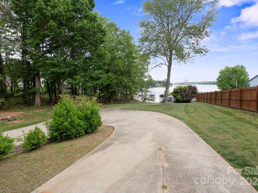 4516 Kiser Island Road, Terrell, NC 28682.  MLS# CAR4256352, YatesRealty ID 17457. 