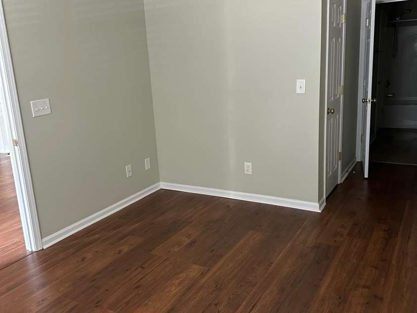 10875 Holly Ridge Boulevard, Charlotte, NC 28216.  MLS# CAR4135127, YatesRealty ID 17458. 