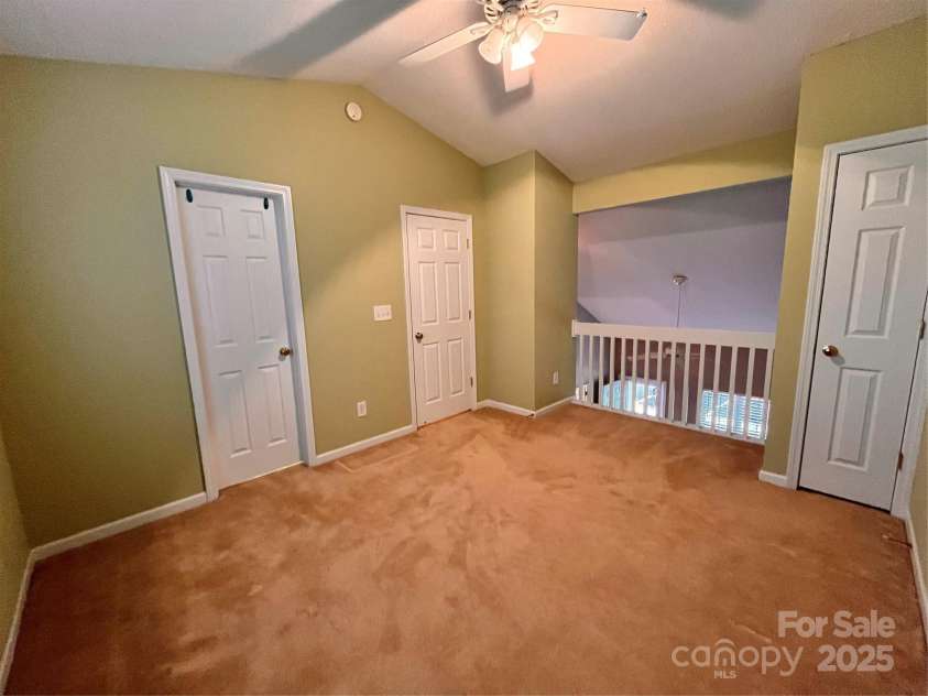 10875 Holly Ridge Boulevard, Charlotte, NC 28216.  MLS# CAR4135127, YatesRealty ID 17458. Loft/bedroom