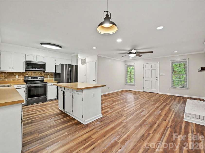 1123 Forest Hills School Road, Marshville, NC 28103.  MLS# CAR4377137, YatesRealty ID 17459. 