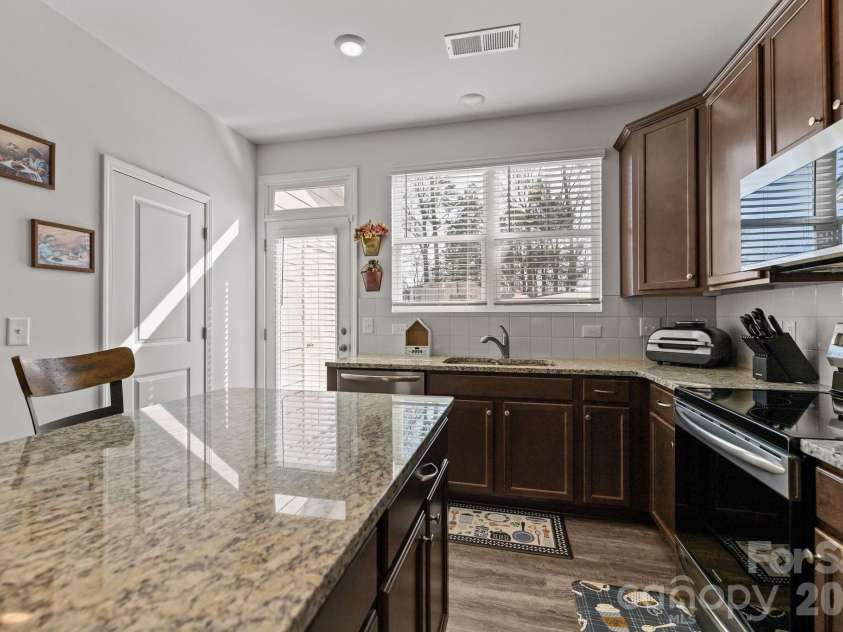 1027 Beatty Woods Drive, Belmont, NC 28012.  MLS# CAR4343551, YatesRealty ID 1746. 