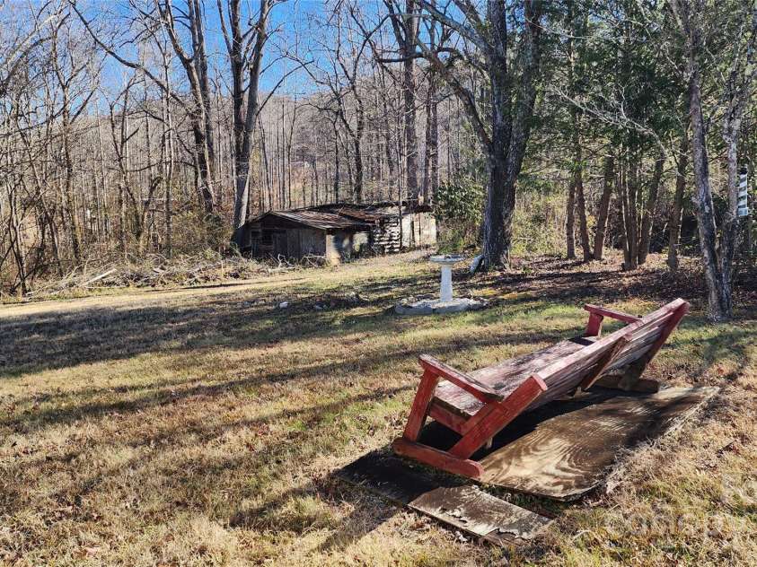 4233 Ralph Patton Road, Morganton, NC 28655.  MLS# CAR4201378, YatesRealty ID 1746. 