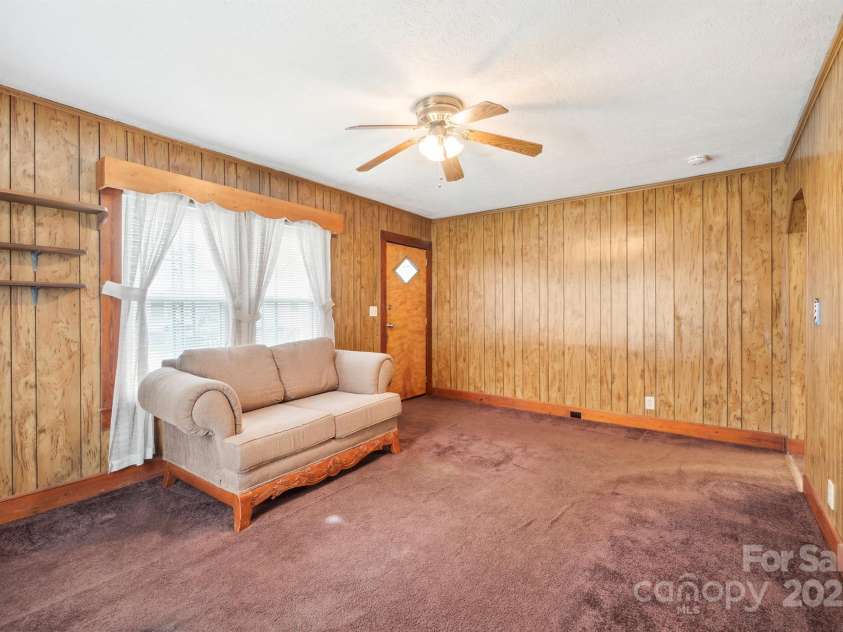 4233 Ralph Patton Road, Morganton, NC 28655.  MLS# CAR4201378, YatesRealty ID 1746. 