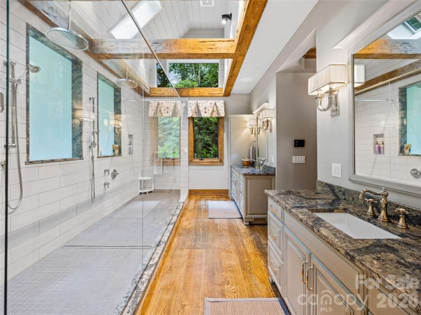 64 Bee Tree Way, Lake Toxaway, NC 28747.  MLS# CAR4377259, YatesRealty ID 17460. 