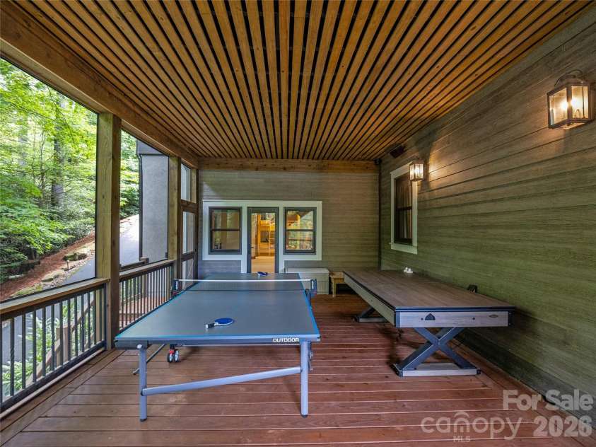 64 Bee Tree Way, Lake Toxaway, NC 28747.  MLS# CAR4377259, YatesRealty ID 17460. 