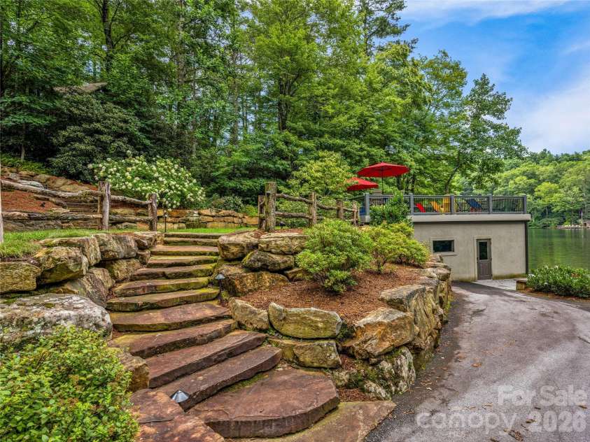 64 Bee Tree Way, Lake Toxaway, NC 28747.  MLS# CAR4377259, YatesRealty ID 17460. 