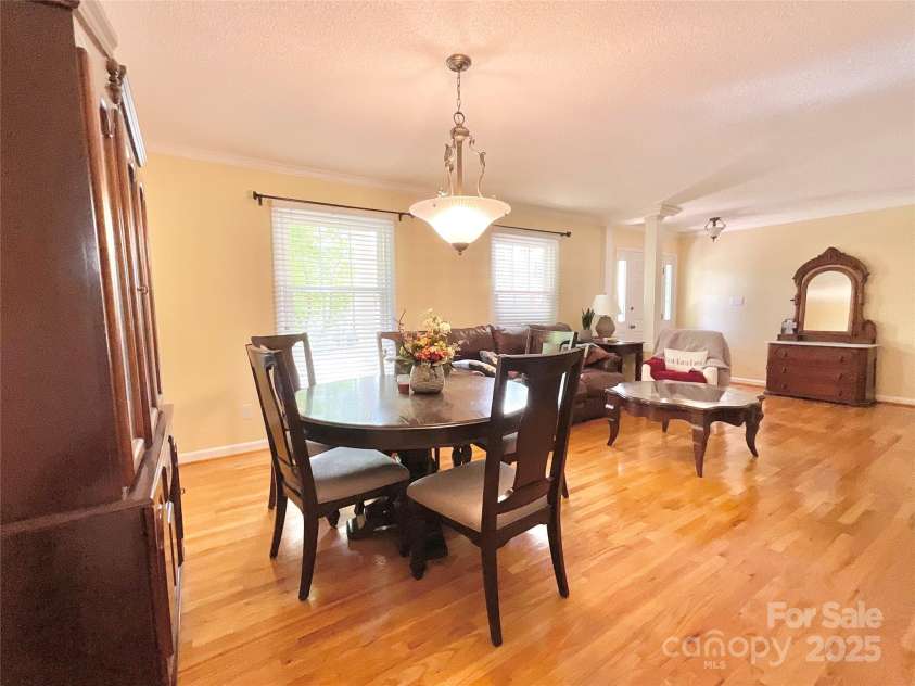 217 Windsor Drive, Shelby, NC 28150.  MLS# CAR4243848, YatesRealty ID 17461. 