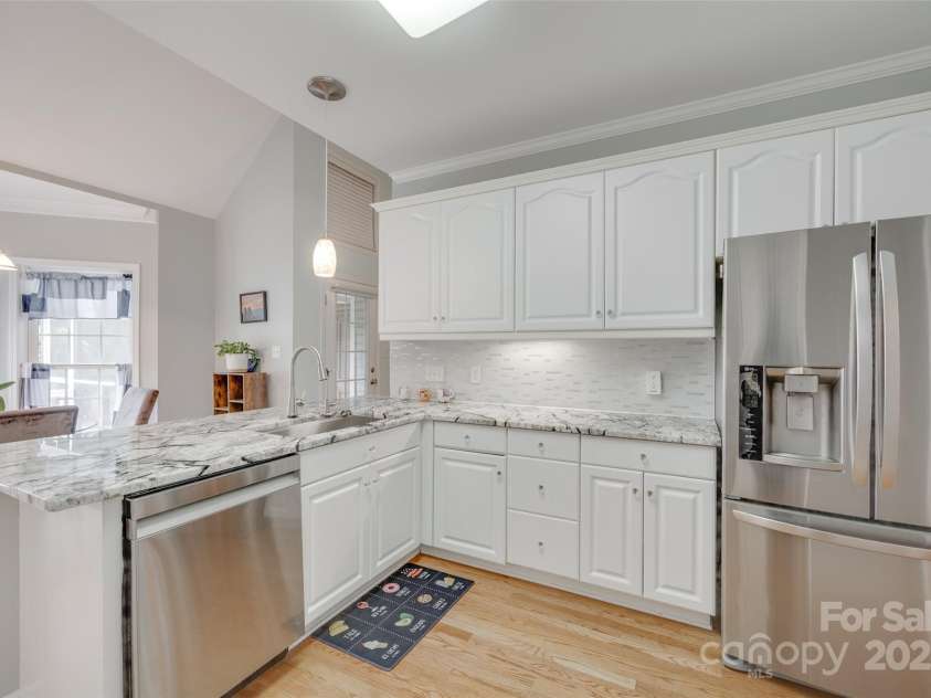 1305 Yellowood Court, Rock Hill, SC 29732.  MLS# CAR4258397, YatesRealty ID 17462. 
