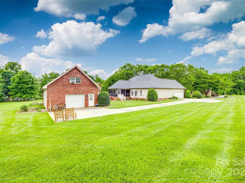 1305 Yellowood Court, Rock Hill, SC 29732.  MLS# CAR4258397, YatesRealty ID 17462. Detached garage with one car storage and upstairs loft.