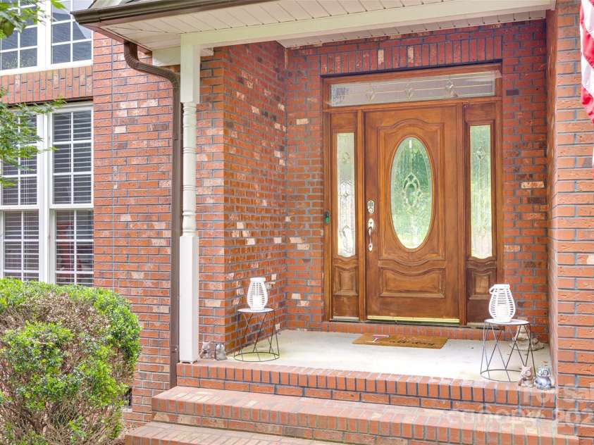 1305 Yellowood Court, Rock Hill, SC 29732.  MLS# CAR4258397, YatesRealty ID 17462. Inviting covered front entry