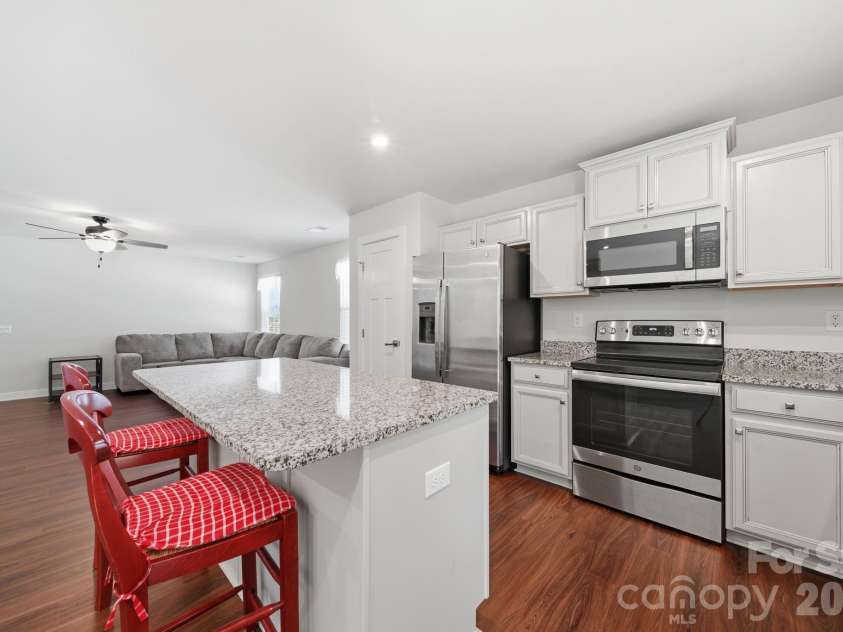 4507 Hunton Dale Road, Concord, NC 28027.  MLS# CAR4375447, YatesRealty ID 17462. 