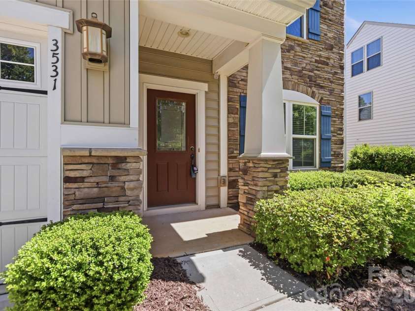 3531 Ettrick Place, Charlotte, NC 28278.  MLS# CAR4362782, YatesRealty ID 17463. 
