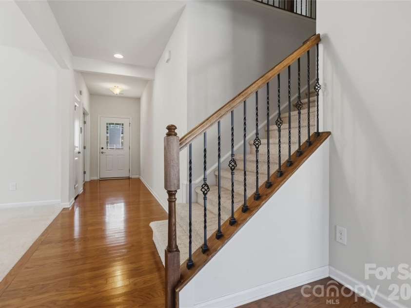 3531 Ettrick Place, Charlotte, NC 28278.  MLS# CAR4362782, YatesRealty ID 17463. 