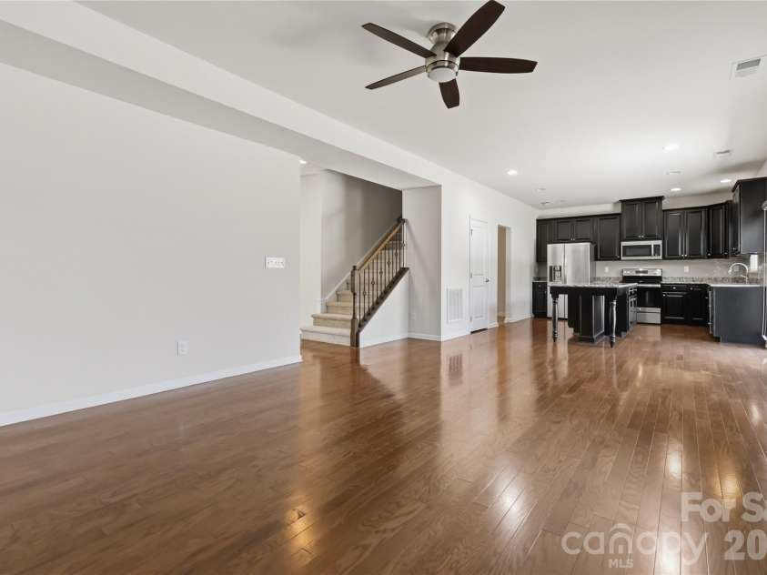 3531 Ettrick Place, Charlotte, NC 28278.  MLS# CAR4362782, YatesRealty ID 17463. 