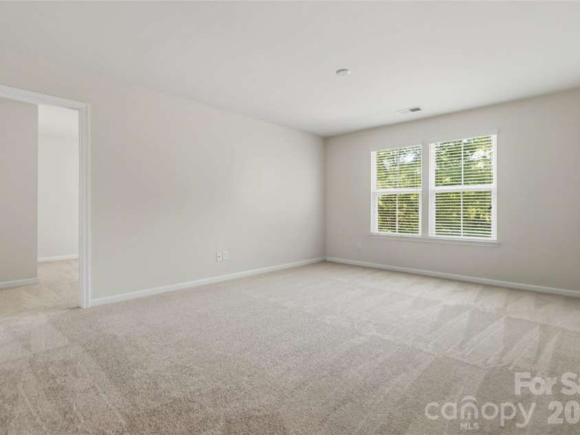 3531 Ettrick Place, Charlotte, NC 28278.  MLS# CAR4362782, YatesRealty ID 17463. 