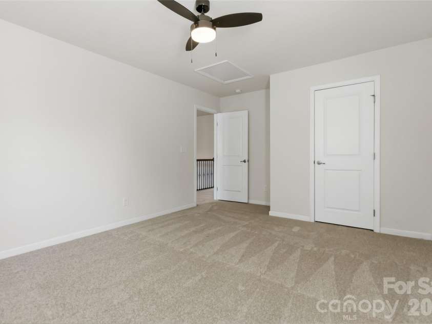 3531 Ettrick Place, Charlotte, NC 28278.  MLS# CAR4362782, YatesRealty ID 17463. 