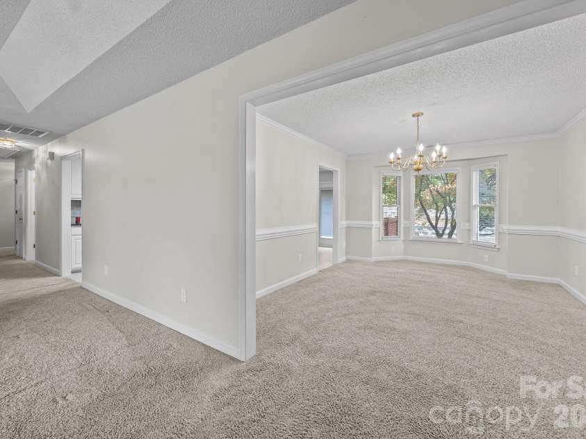 11331 Mendora Drive, Charlotte, NC 28215.  MLS# CAR4376257, YatesRealty ID 17464. 