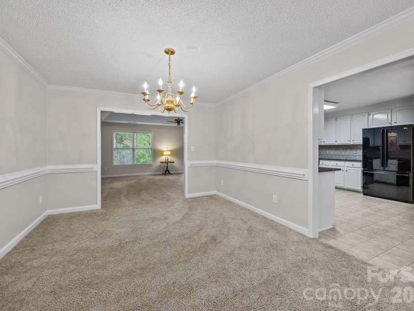 11331 Mendora Drive, Charlotte, NC 28215.  MLS# CAR4376257, YatesRealty ID 17464. 