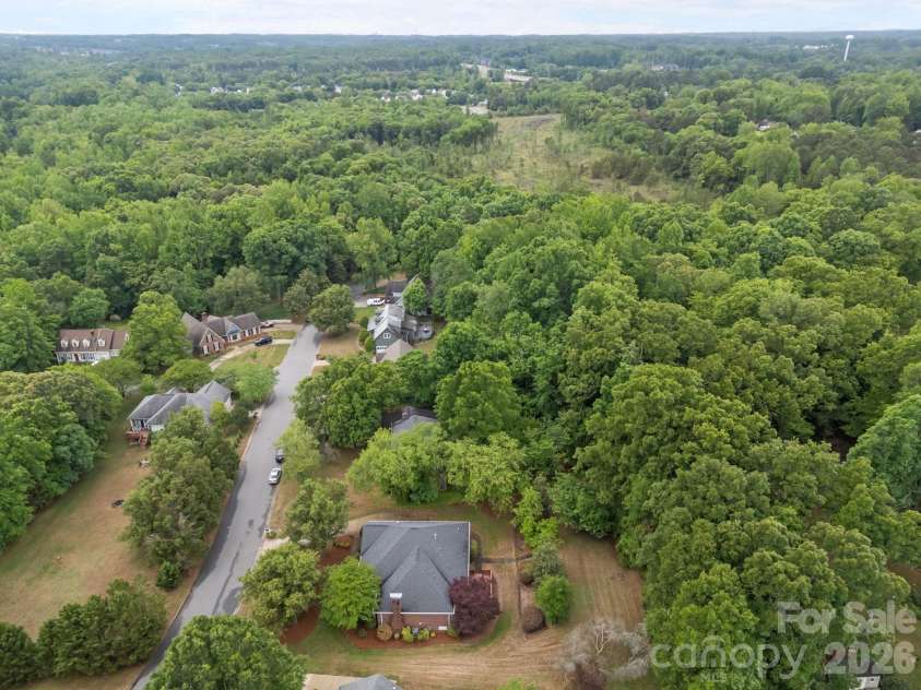 11331 Mendora Drive, Charlotte, NC 28215.  MLS# CAR4376257, YatesRealty ID 17464. 